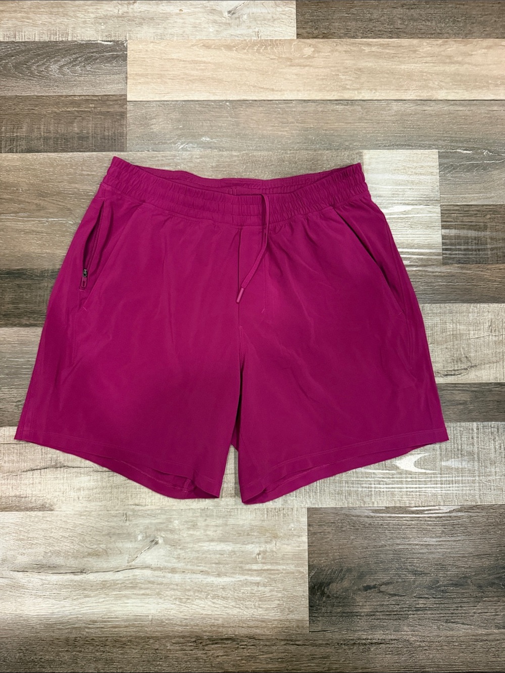 Lululemon Men's Pacebreaker 7in Shorts in Magenta
